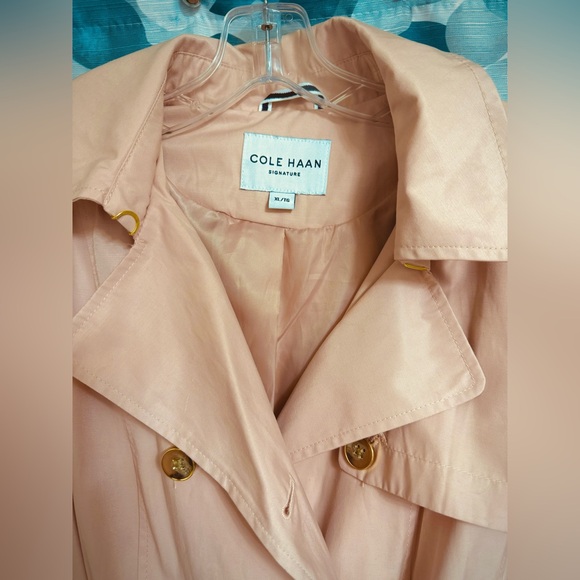 Cole Haan Women's Classic Belted Trench Coat - Sz XL - EUC - Picture 6 of 8